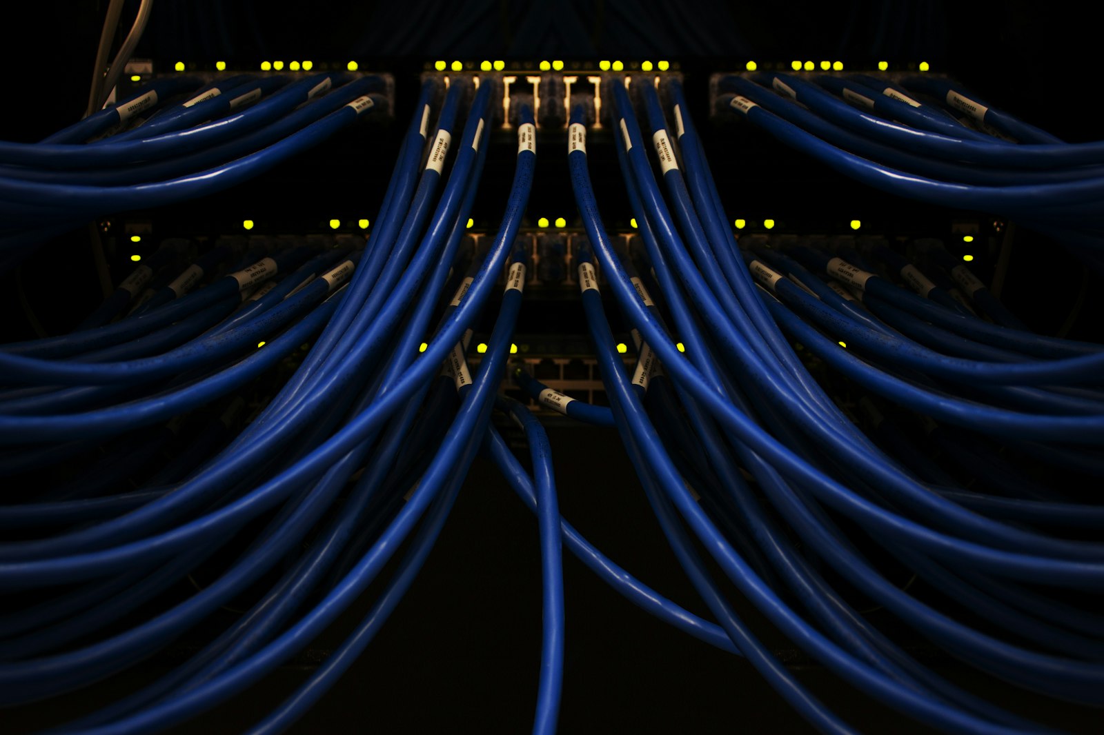 Souveraineté IA en Europe : la stack complète Mistral, OpenRouter, Nebius et Collaboria